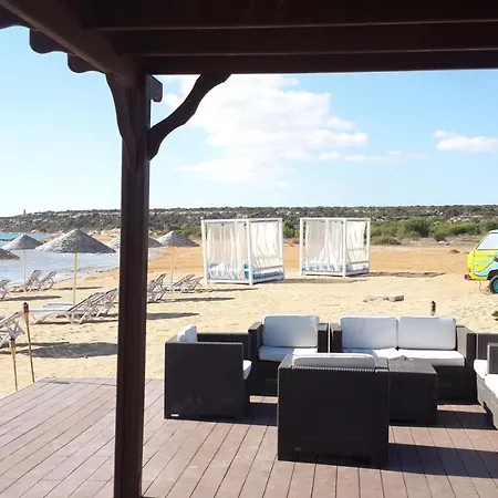 Aparthotel Thalassa Beachfront Vokolidha