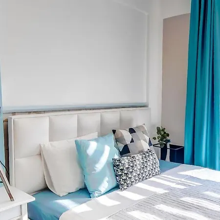 Aparthotel Thalassa Beachfront *