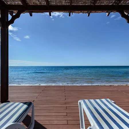 Apartmanhotel Thalassa Beachfront Vokolidha