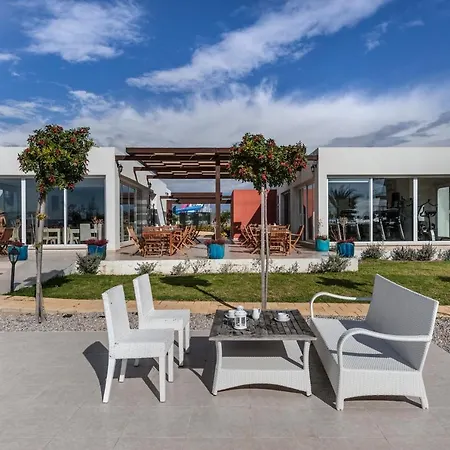 Apartmanhotel Thalassa Beachfront Vokolidha