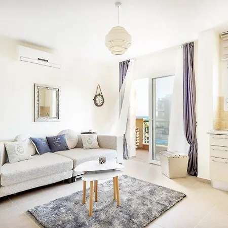 Thalassa Beachfront Apartmanhotel *